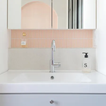 Parisian Luxury At Etienne Pernet * Paris