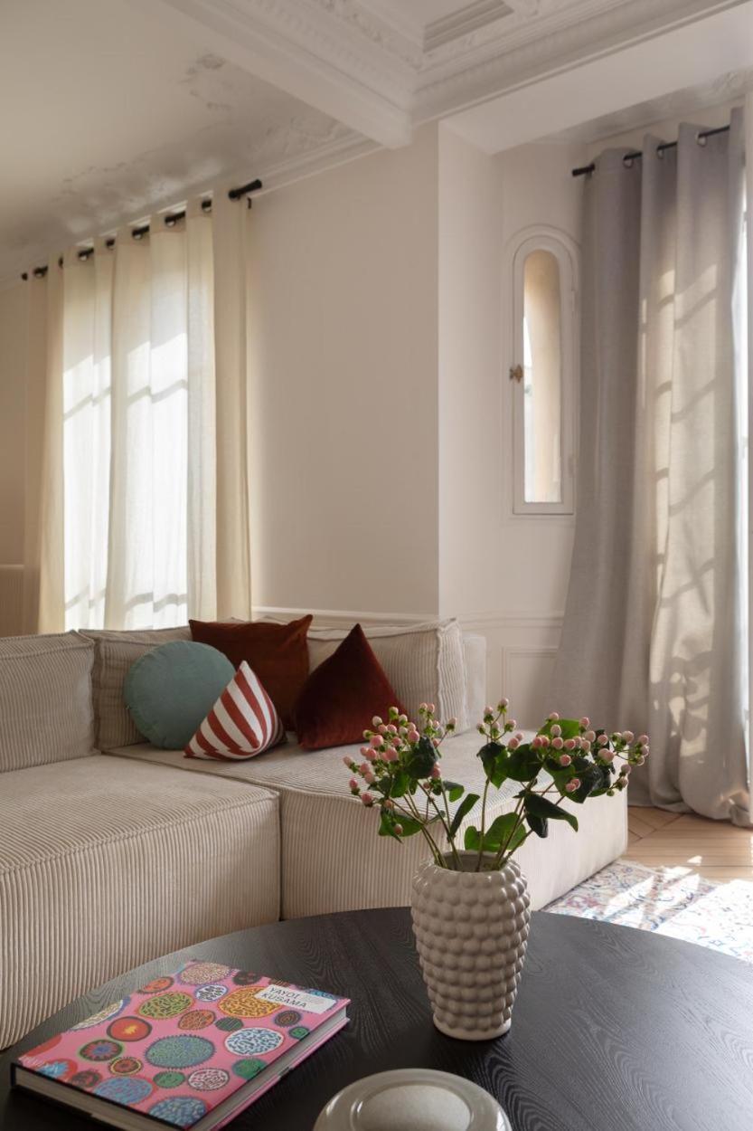 Apartment Parisian Luxury At Etienne Pernet